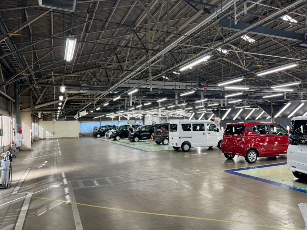 Minato-ku, Nagoya-shi ★ Recrutamento de funcionários em tempo integral ★ Instalação de dispositivos de bordo, como sistemas de navegação automotiva, gravadores de direção etc. e peças externas em carros novos