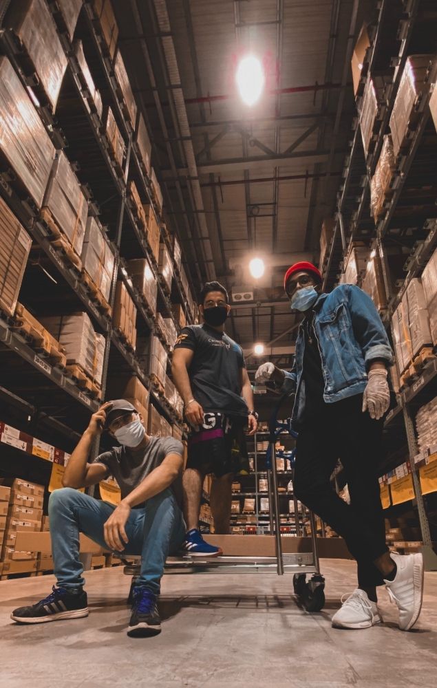 [High monthly income of 400,000 yen or more is possible!] Installing/assembling parts work “inexperienced active ☆”