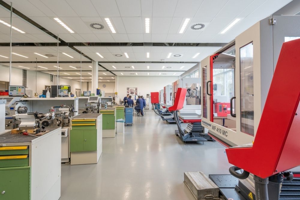 Pessoas inexperientes são bem-vindas!! Turno diurno! Alta taxa horária de 1400 ienes! Trabalho de limpeza de hotel!