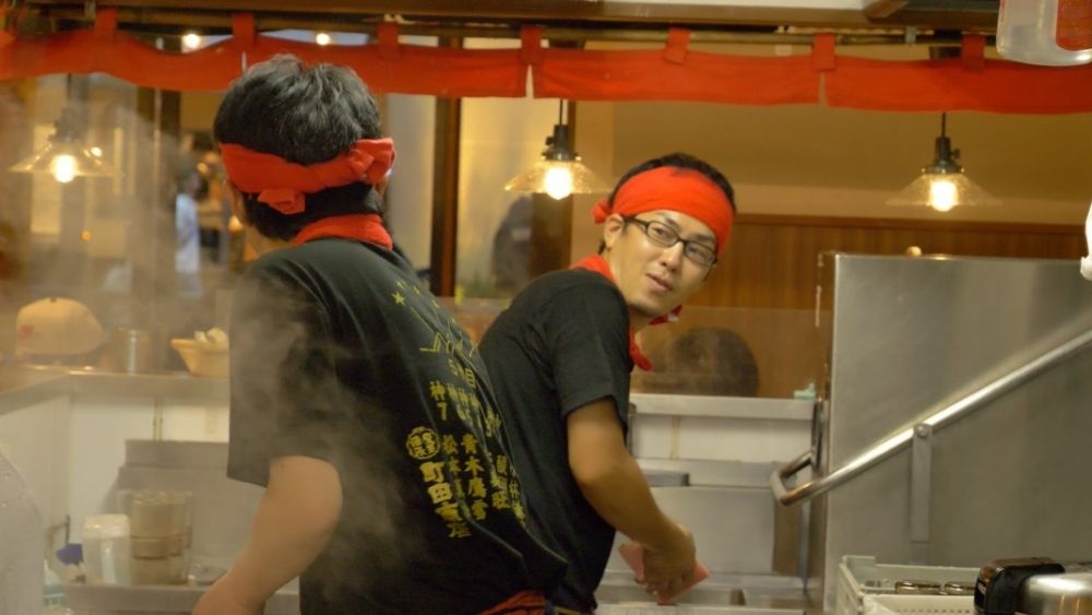 \ 有雇用外国人/拉面店员工 “町田商店/宫增坂店” 的记录