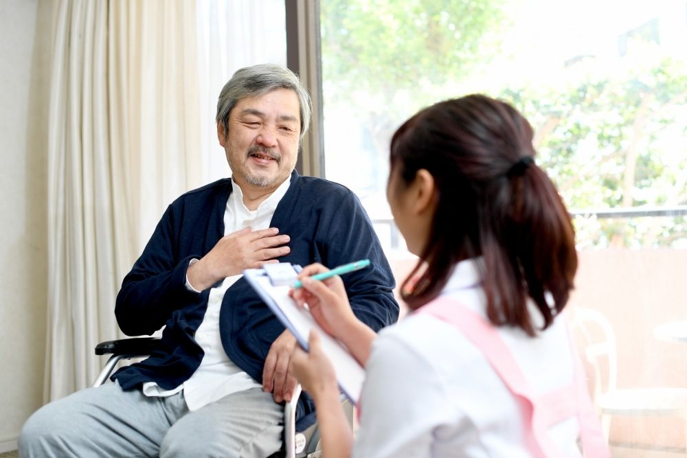 【正社員】老人ホームでの介護職＜夜勤手当有り＞