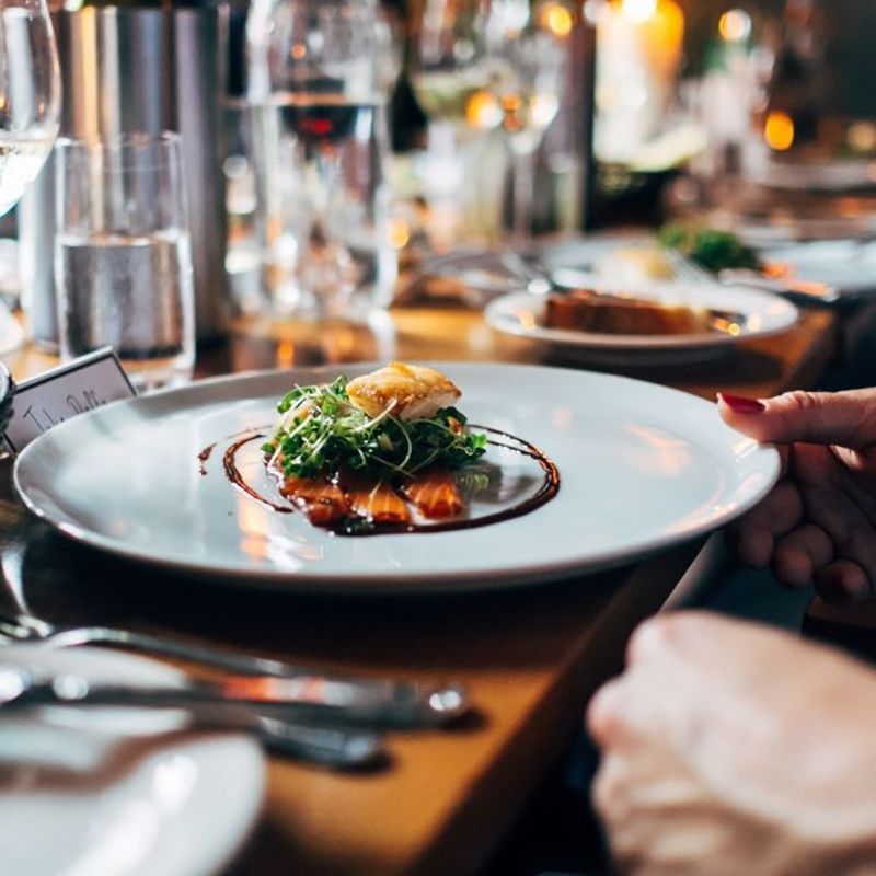 [Okinawa] Equipe de assistência culinária/culinária ＜ Dormitório em quarto privativo/refeições gratuitas ＞