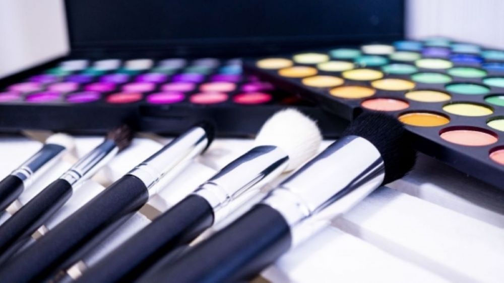 [Lương theo giờ từ 1500 yên] Tìm nhân viên bán hàng mỹ phẩm bằng tiếng Trung tại Sân bay Kansai!