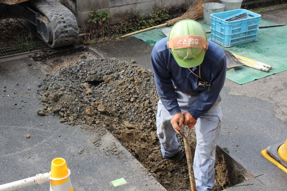 Equipe de encanamento de construção de gás apoiando a infraestrutura da cidade #Takatsuki -shi #foreigner -active #no carteira de motorista