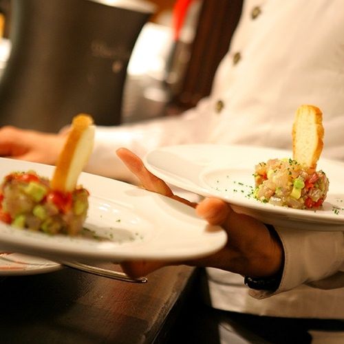 提供签证支持！ 餐厅工作人员☆收入超过26万日元！ @名古屋