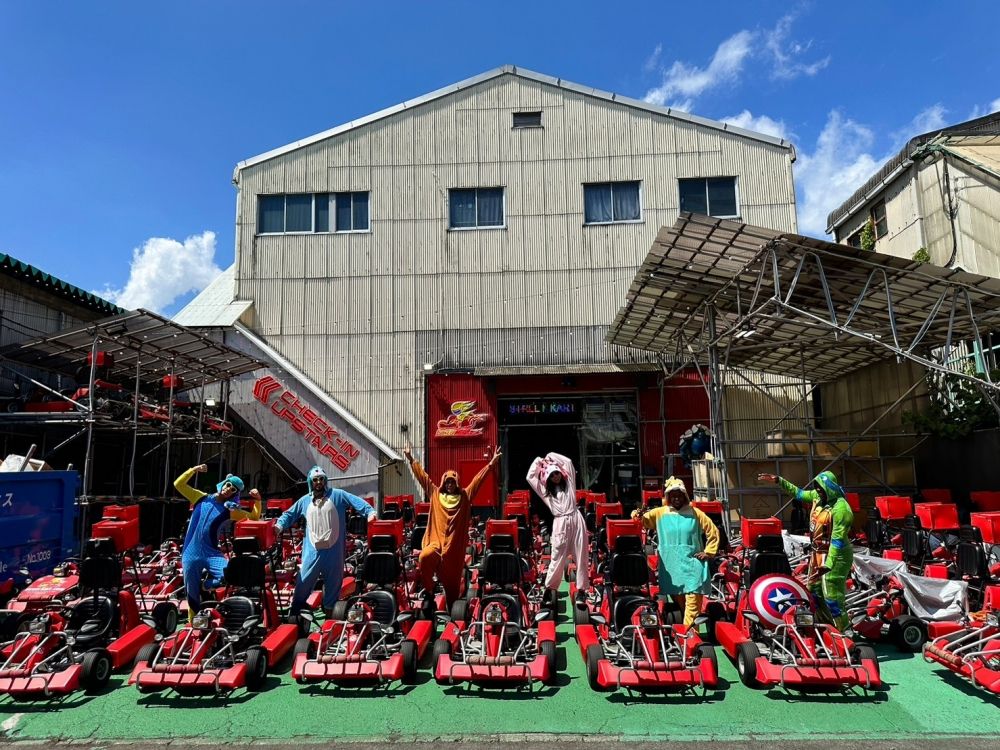 日本語が話せなくてもOK♪カートツアースタッフ/ビザサポートあり/免許必須