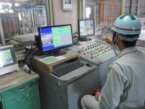 Estável com operadores de empilhadeiras/empresas do Grupo Asahi Kasei