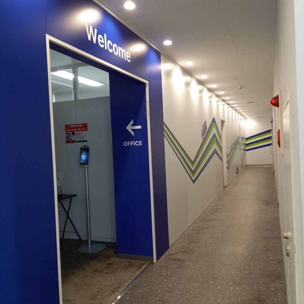 Não é necessário ter experiência. 【Empilhadeira em armazém logístico】 Ônibus de translado disponível na estação de Shinagawa!