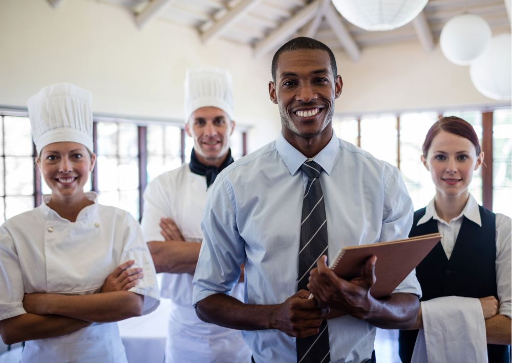 [Empregos em resorts de alta qualidade] Hospitalidade/OK inexperiente/Baixas horas extraordinárias/Empregos populares