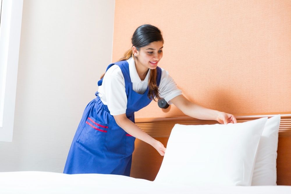 [Equipe de limpeza do quarto de hóspedes] Salário por hora de 1.300 ienes/3 minutos da estação Yurakucho/3 dias por semana ~ OK/Estrangeiros são bem-vindos