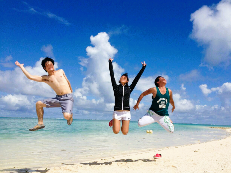 [Emprego em locadora de veículos em Miyakojima] Emprego de recepcionista