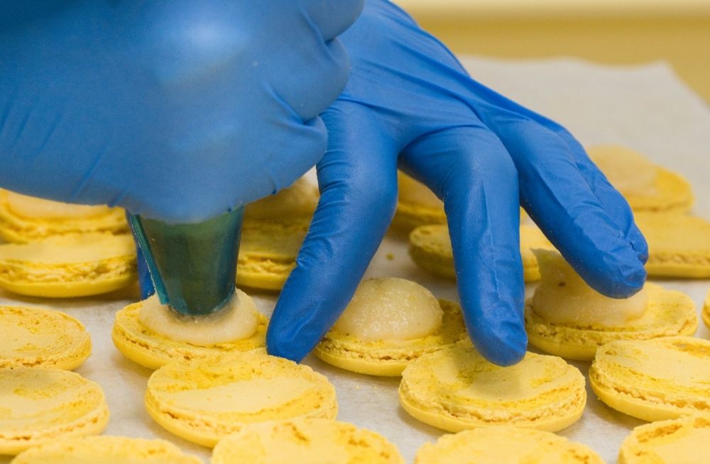 [Trabalho de meio período] Iniciantes japoneses OK! Estrangeiros ativos ☆ Vamos trabalhar em uma fábrica de macarons ♪ inexperientes OK