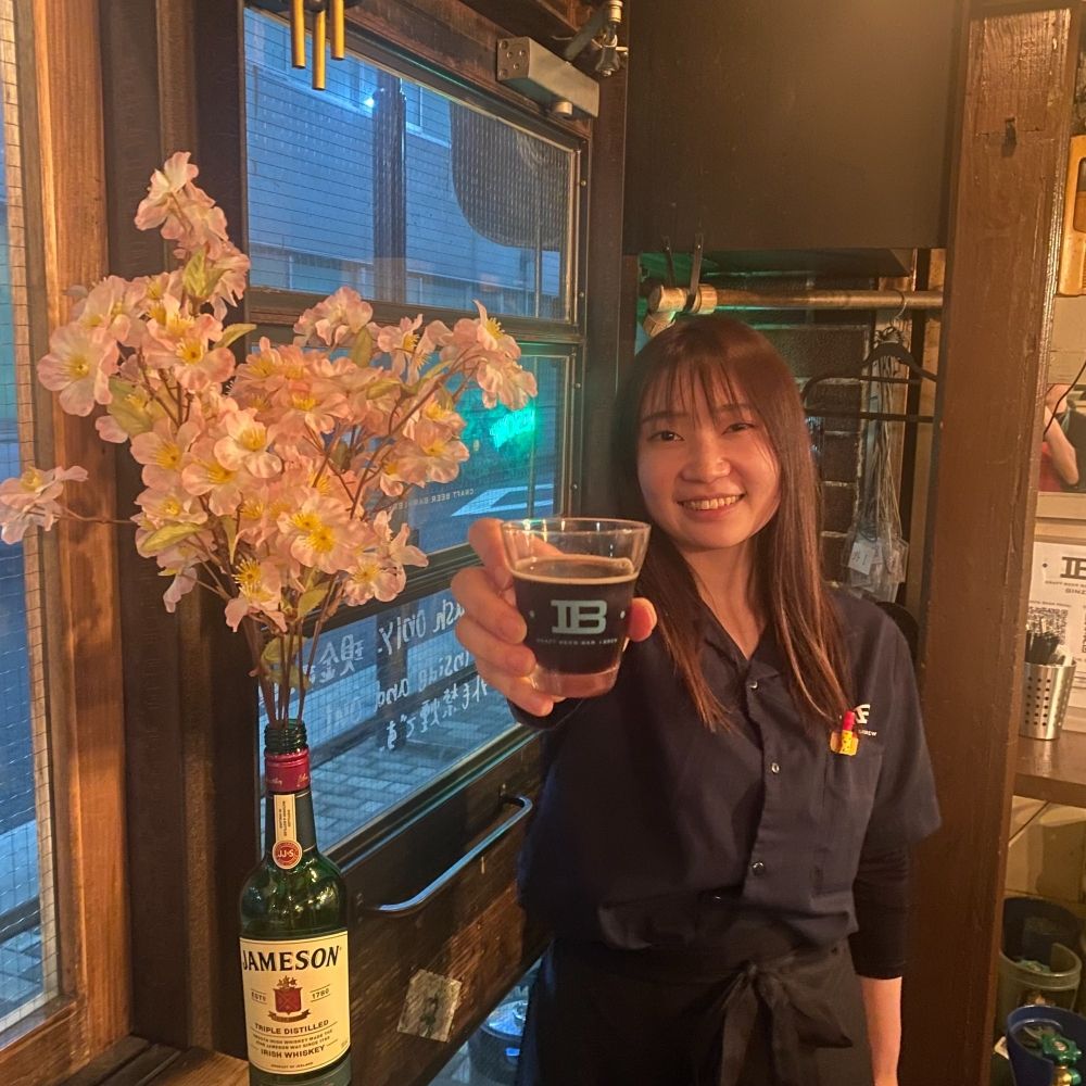 【正社員】VISAサポートOK/高月給クラフトビール/新橋