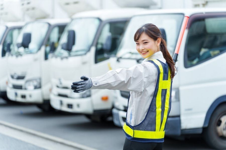 [Inexperienced OK!!] Traffic guidance security guard [congratulatory money for joining the company up to 200,000 yen ♪]