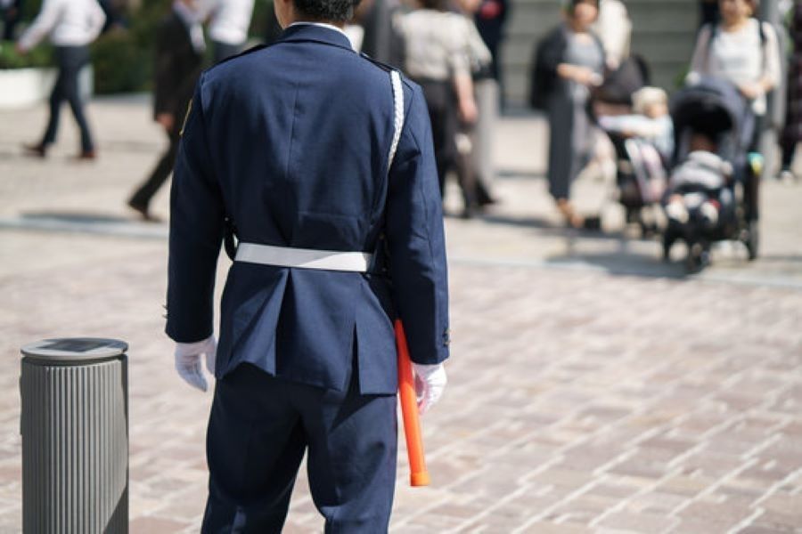 【未経験OK！！】交通誘導警備員＠関内【入社祝い金最大20万円♪】＠神奈川駅周辺