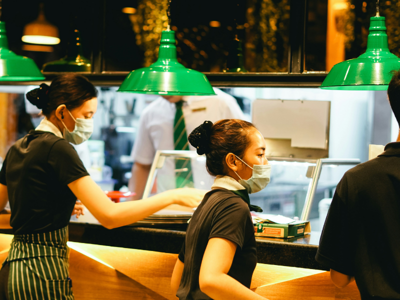 [Emprego em Onna-mura, Okinawa-ken] Trabalho de salão em um restaurante de hotel