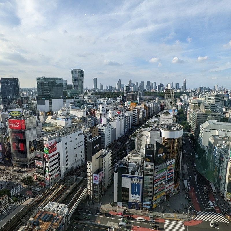 Front desk work at famous foreign-owned hotels (recruitment of full-time employees)