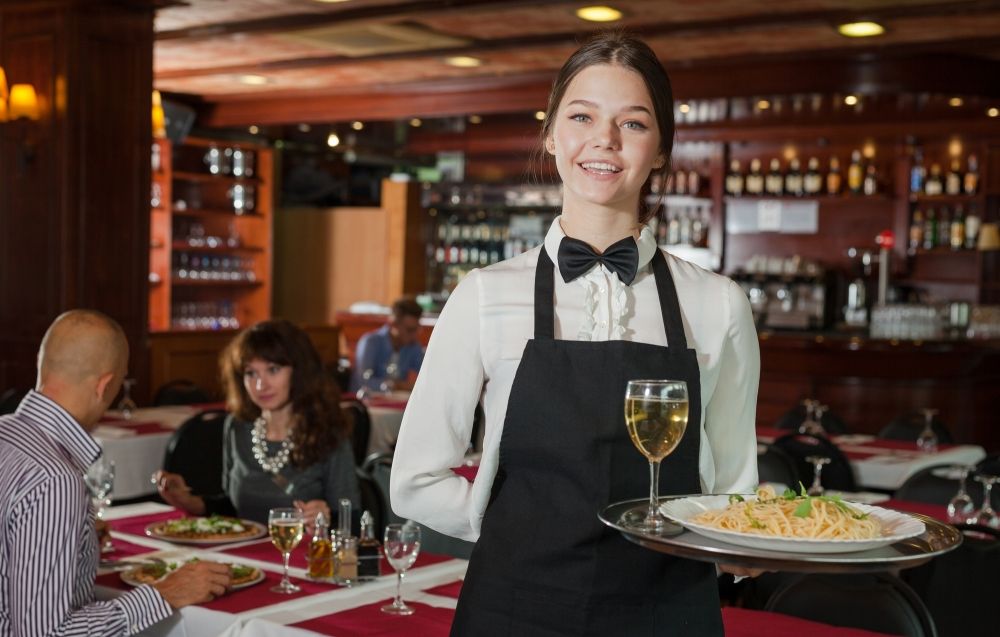 東京駅1分｜時給1,400円｜イタリアン｜ホール｜N1｜派遣88532