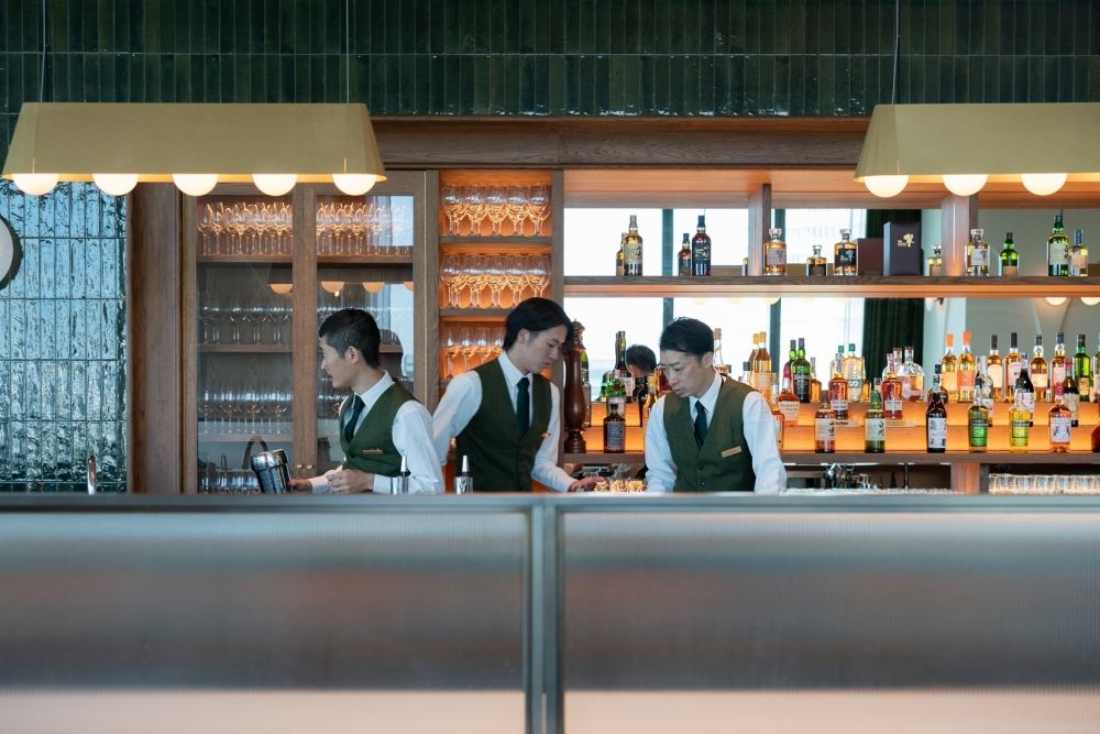 Restaurante francês em Azabudai Hills [falantes de inglês são bem-vindos] [Suporte para vistos disponível]