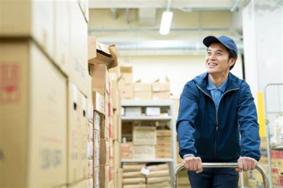 [小时费率高！]夜班时可轻松进行分拣工作 ★