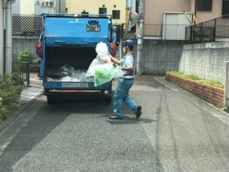 Equipe assistente de coleta de lixo! [Alta renda! Inexperiente OK! Fechado aos sábados e domingos!] Alto salário por hora de 1.800 ienes