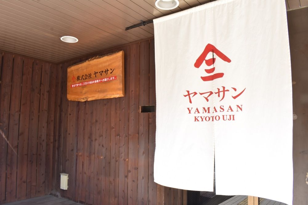 Trabalho de vendas por atacado no exterior “sem transferência”