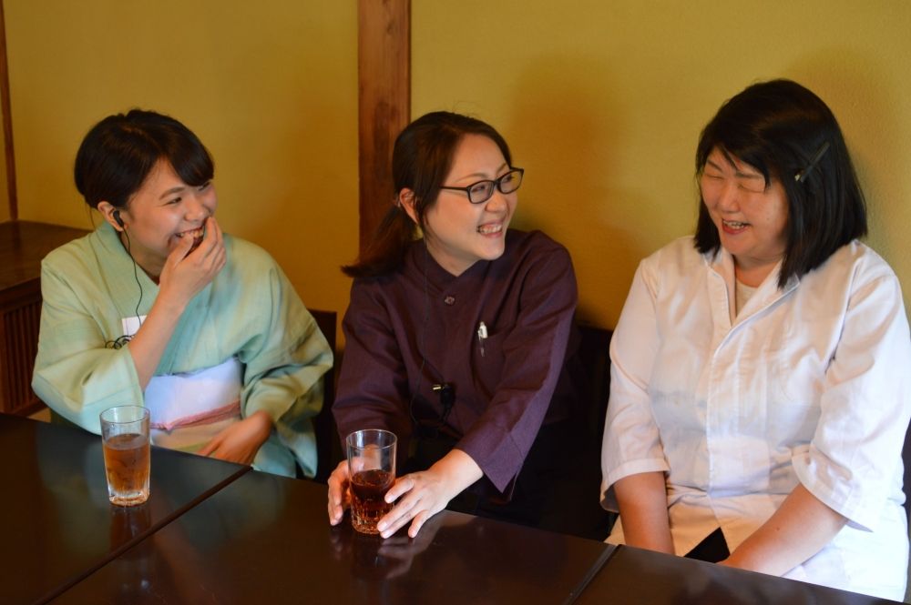 Suporte VISA disponíSuporte VISA disponível] Salário mensal máximo: 300.000 ienes! Trabalhar no Eel Restaurant / Trabalho em tempo integralvel] Salário mensal máximo: 300.000 ienes! Trabalho de processamento de pratos de enguia / Funcionário em tempo integral