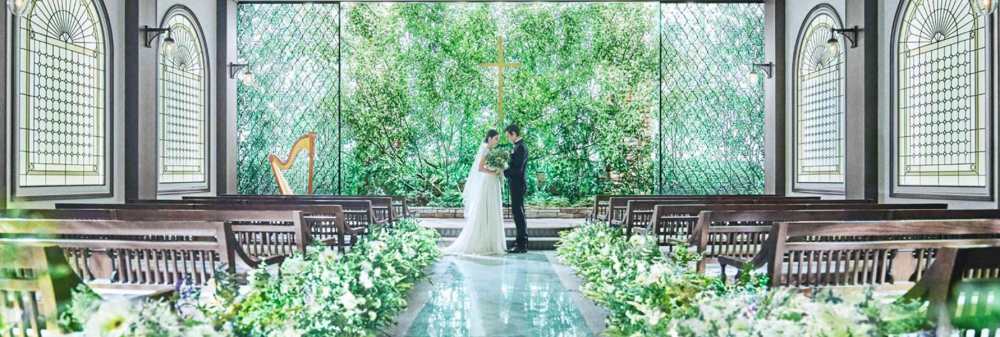 High hourly wage of 3,500 yen ~ ★ Host a wedding in Kyoto, directly connected to the nearest station! Many foreign staff