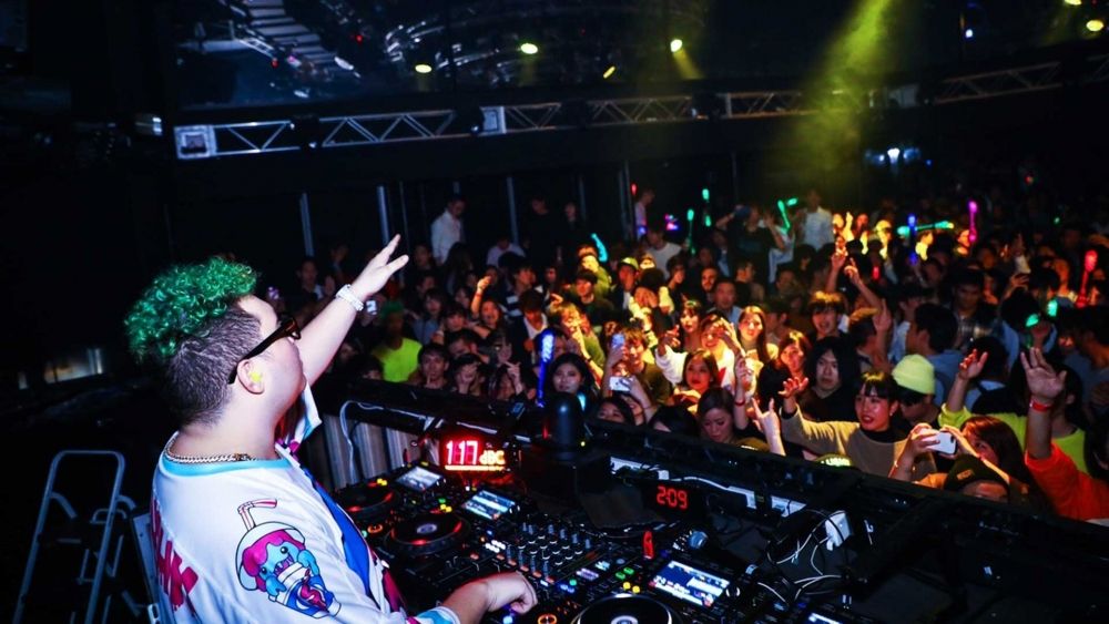 [정규직/외국인 적극 채용] 도쿄 유명 나이트 클럽에서 이용 가능한 컨시어지/하이 트리트먼트/기숙사