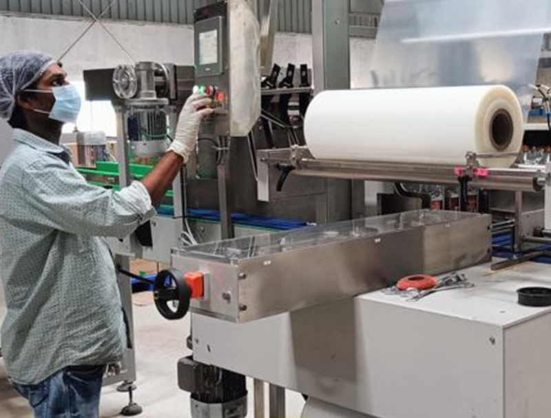 [Funcionário em tempo integral] Trabalho de montagem e manutenção de máquinas em uma grande empresa de fabricação de alimentos