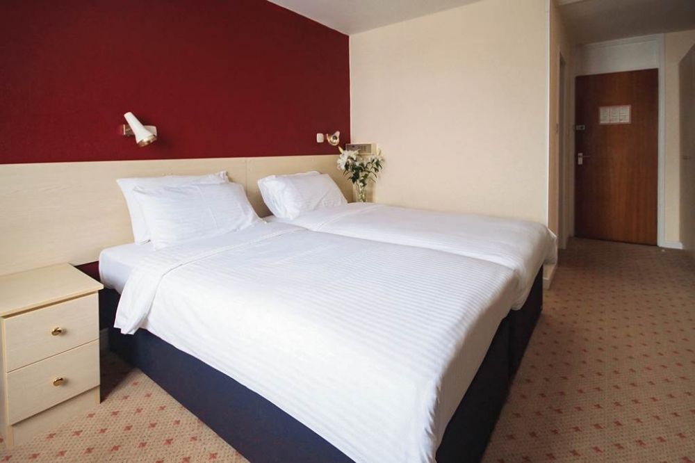 Fábrica de suprimentos de linho, empresa de lavanderia, província de Kanagawa, cidade de Aikawa, estação Hon-Atsugi, estação Ebina