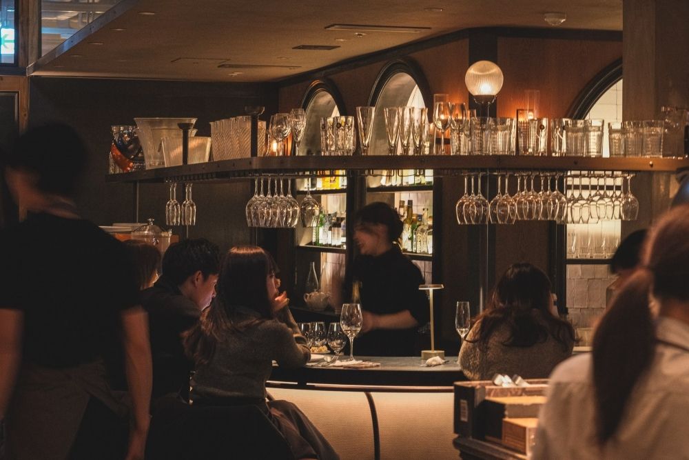 Está disponível apoio para obtenção de visto. Salário mensal: 270.000 ienes ou mais. Equipa de cozinha e pizzaiolo.