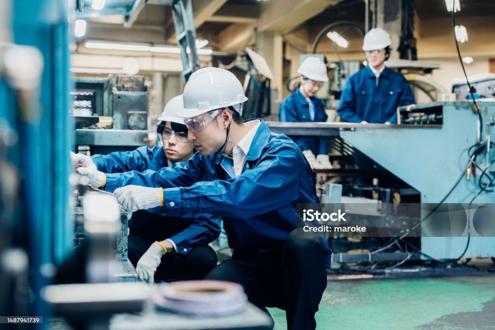 ★ガラス製品の製造作業★