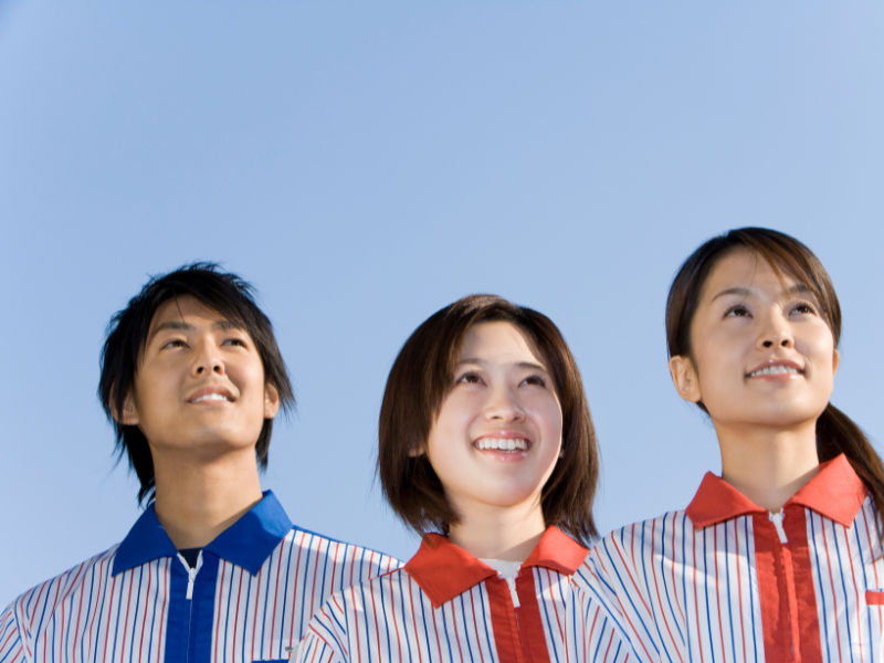 [120 days off per year] Convenience store staff, free visa renewal support, high income possible