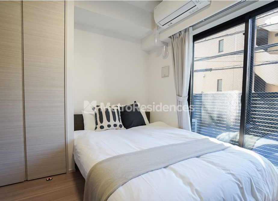 Equipe de limpeza/equipe de equipamentos para apartamentos com serviços (propriedades mobiliadas)