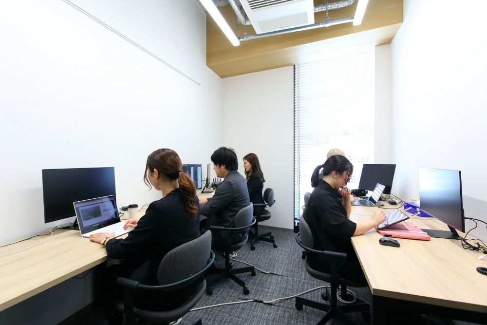 [Tiếng Nhật/Tiếng Anh] Các nhà tiếp thị song ngữ tham gia tiếp thị ở nước ngoài