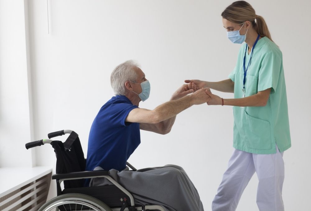 O salário diário é de 16.000 ienes! /Inexperiente e não qualificado OK! /[Equipe de enfermagem]