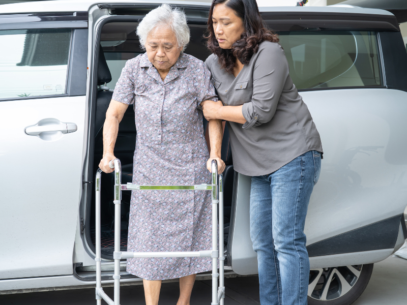 未経験・無資格OK／残業少なめ／日給16000円【介護スタッフ】