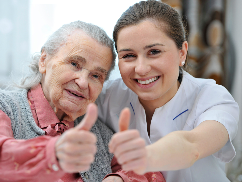 Equipe de enfermagem/OK inexperiente e não qualificada [salário diário de 15500 ienes]