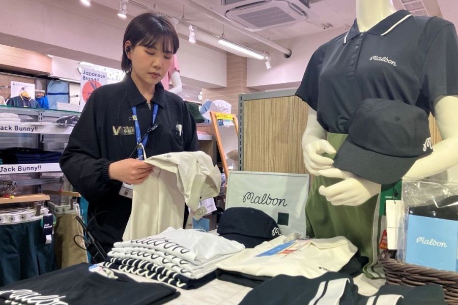 Bem em frente à estação de Shinjuku! \ Estrangeiros ativos e capazes de usar boas-vindas chinesas/inexperientes ♪ Trabalho de meio período especializado em golfe