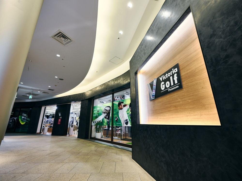 Conectado diretamente à Estação Roppongi\ Estrangeiros estão ativos! /Inexperientes são bem-vindos ♪ Emprego de meio período em lojas especializadas em golfe