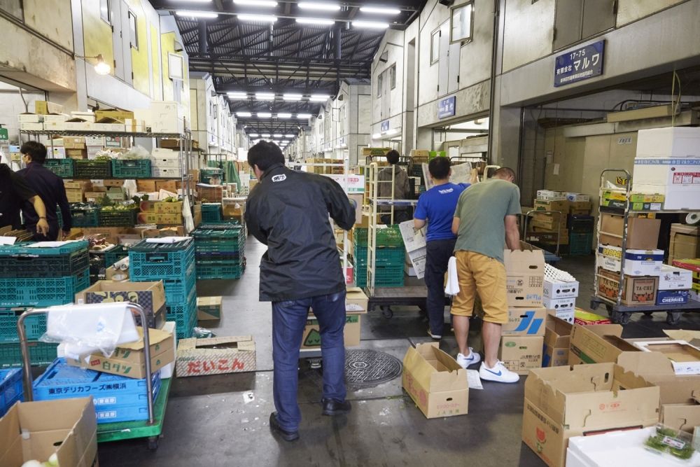 ホテル・レストラン向け青果のルート営業スタッフ