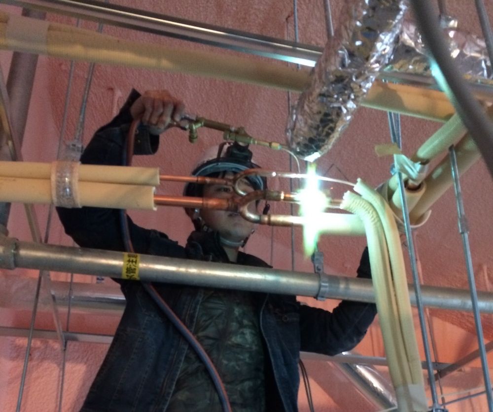 [미경험자라도 월급 50만 노릴 수 있어요!]에어컨 장비/에어컨 설치 작업/오사카