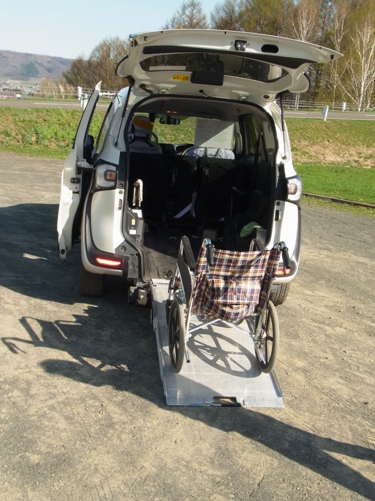 [有机会获得70万日元的月薪！]出租车司机招聘