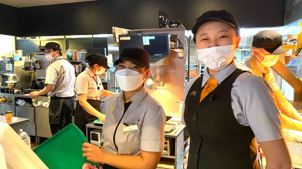 Recrutamento na hora do almoço durante a semana!! Vamos trabalhar no McDonald's!