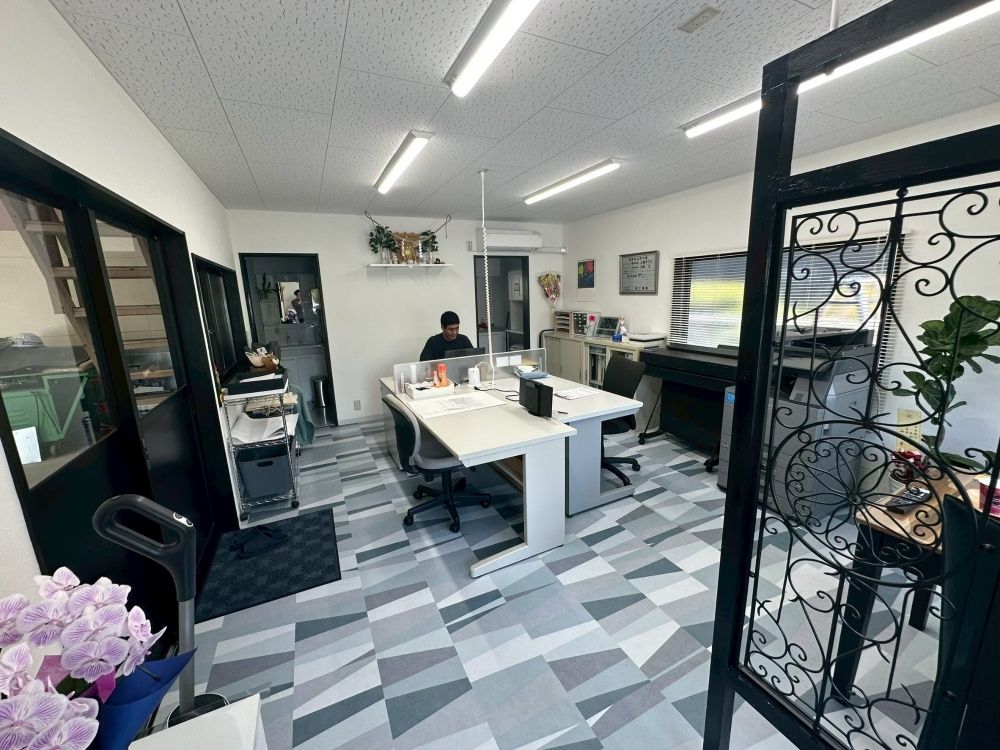 Recrutamento de pessoal para construção de dutos de ar condicionado