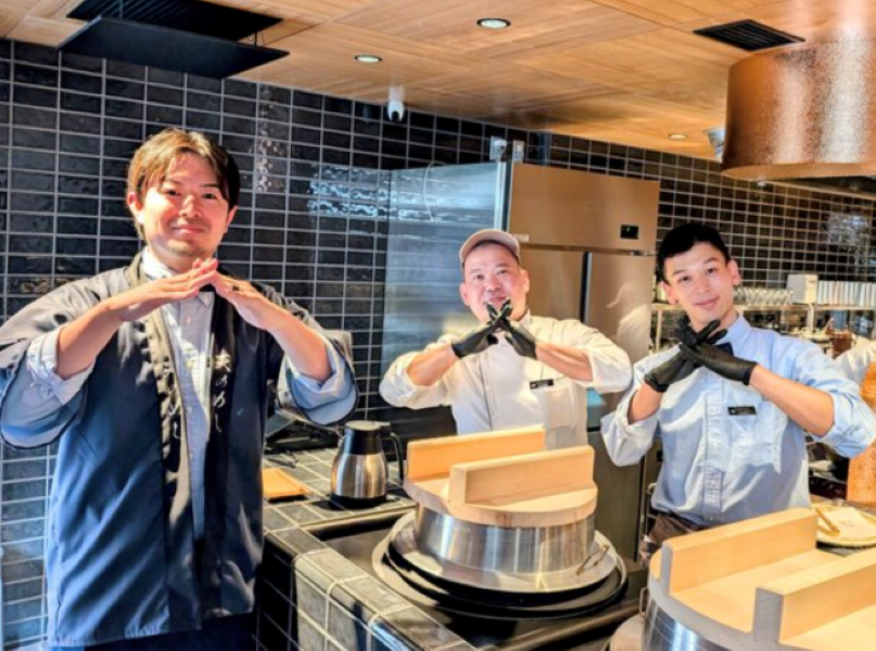 [Vamos trabalhar em uma loja famosa em Kyoto usando inglês] Você pode melhorar suas habilidades mesmo que não tenha experiência/