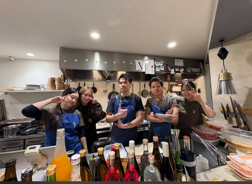 Procura-se equipe da MOON & BACK Kyoto & Nishiki Market Kitchen!