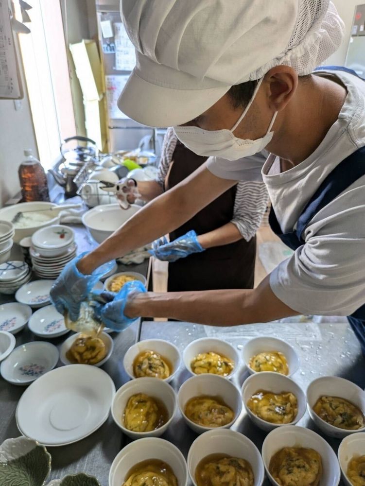 滋贺县的兼职工作 [餐饮/烹饪助理清晨工作人员] 一份支持该地区 “美味” 的工作