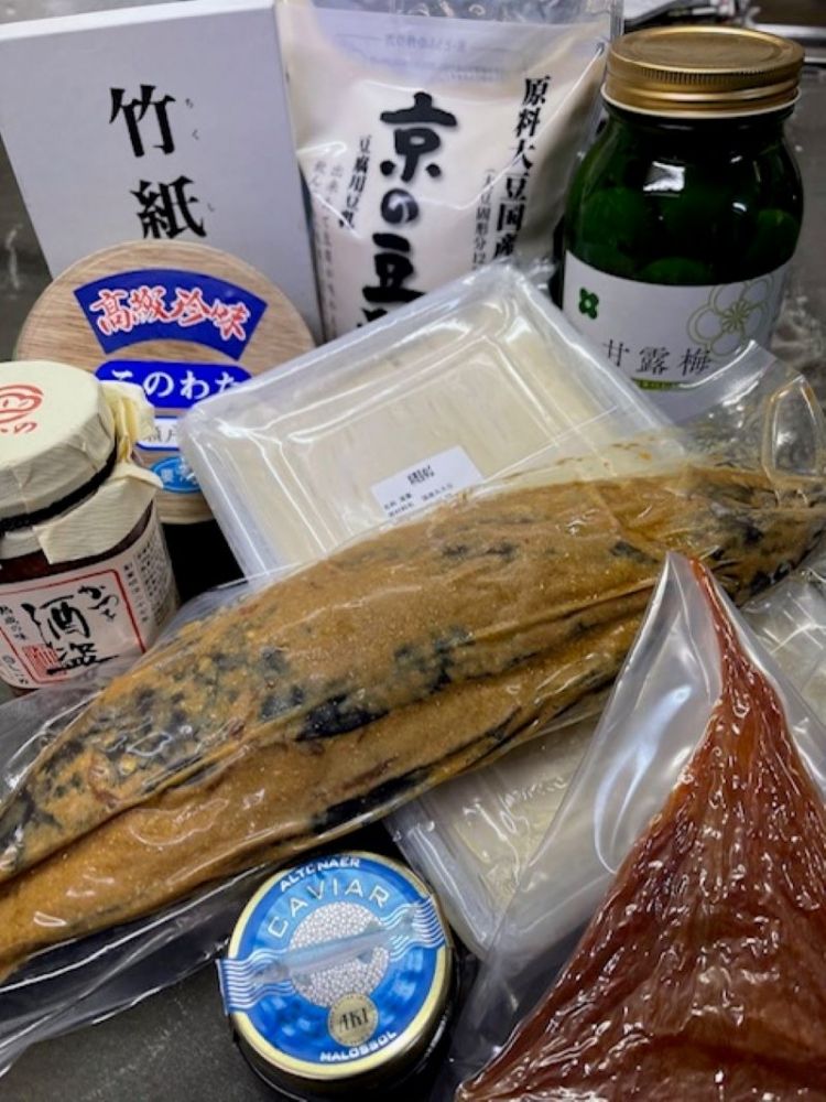 [最高月薪为32万日元！[我们在市场上工作吧] 包装/送货工作/有机会在筑地工作！